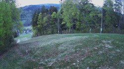 Prostřední část sjezdovky a snowpark