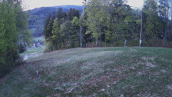 Prostřední část sjezdovky a snowpark