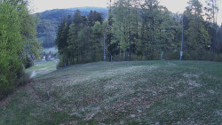 Prostřední část sjezdovky a snowpark