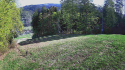 Prostřední část sjezdovky a snowpark