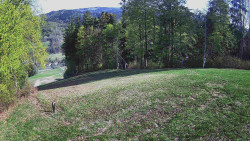 Prostřední část sjezdovky a snowpark