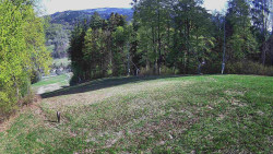 Prostřední část sjezdovky a snowpark