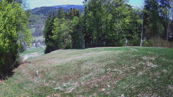 Prostřední část sjezdovky a snowpark