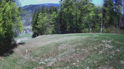 Prostřední část sjezdovky a snowpark