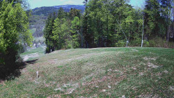 Prostřední část sjezdovky a snowpark