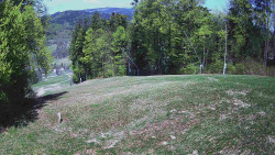 Prostřední část sjezdovky a snowpark