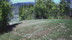 Prostřední část sjezdovky a snowpark