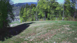 Prostřední část sjezdovky a snowpark