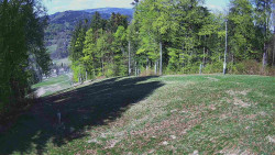 Prostřední část sjezdovky a snowpark