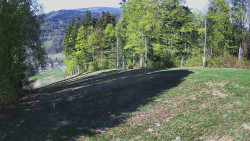 Prostřední část sjezdovky a snowpark