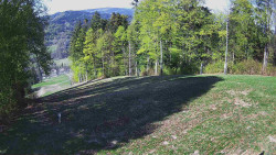 Prostřední část sjezdovky a snowpark