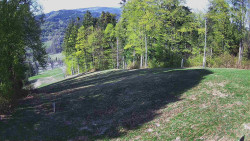 Prostřední část sjezdovky a snowpark
