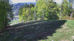 Prostřední část sjezdovky a snowpark