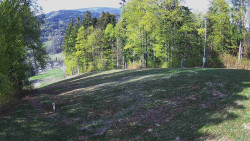 Prostřední část sjezdovky a snowpark