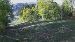 Prostřední část sjezdovky a snowpark