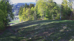 Prostřední část sjezdovky a snowpark