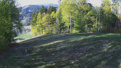 Prostřední část sjezdovky a snowpark