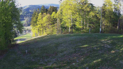 Prostřední část sjezdovky a snowpark