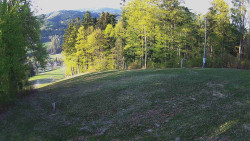 Prostřední část sjezdovky a snowpark