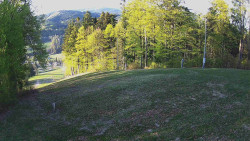 Prostřední část sjezdovky a snowpark