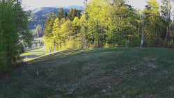 Prostřední část sjezdovky a snowpark