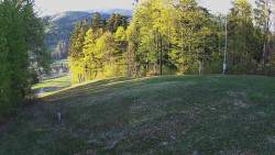 Prostřední část sjezdovky a snowpark