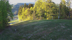 Prostřední část sjezdovky a snowpark