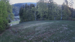 Prostřední část sjezdovky a snowpark