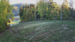 Prostřední část sjezdovky a snowpark