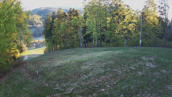 Prostřední část sjezdovky a snowpark