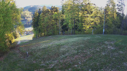 Prostřední část sjezdovky a snowpark