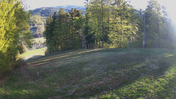 Prostřední část sjezdovky a snowpark