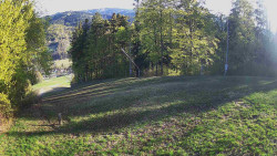 Prostřední část sjezdovky a snowpark