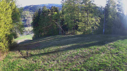 Prostřední část sjezdovky a snowpark