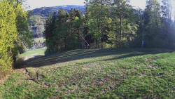 Prostřední část sjezdovky a snowpark
