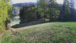 Prostřední část sjezdovky a snowpark