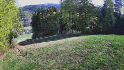 Prostřední část sjezdovky a snowpark