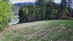 Prostřední část sjezdovky a snowpark