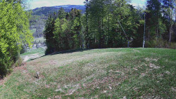 Prostřední část sjezdovky a snowpark