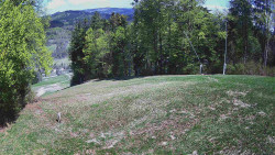 Prostřední část sjezdovky a snowpark