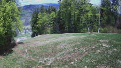 Prostřední část sjezdovky a snowpark
