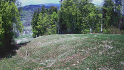 Prostřední část sjezdovky a snowpark