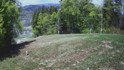 Prostřední část sjezdovky a snowpark