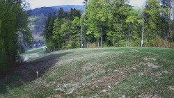 Prostřední část sjezdovky a snowpark