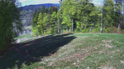 Prostřední část sjezdovky a snowpark