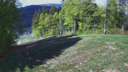 Prostřední část sjezdovky a snowpark