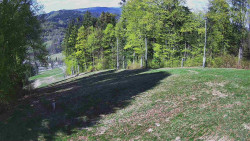 Prostřední část sjezdovky a snowpark