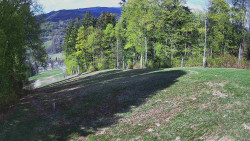 Prostřední část sjezdovky a snowpark
