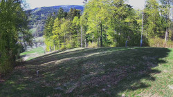 Prostřední část sjezdovky a snowpark