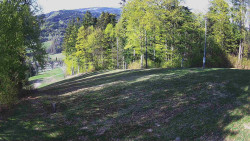 Prostřední část sjezdovky a snowpark